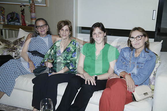 Silvia Santos, Cristina Santos, Sara Zambrano y Fátima Nunes (2)