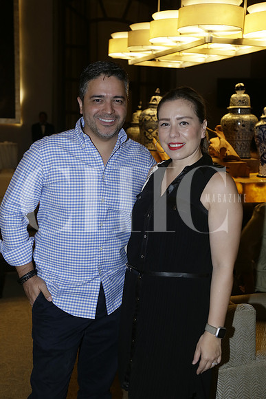 Carlos Quiroz y Brenda Macias