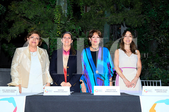 Martha Herrera, Sofialeticia Morales y María de la Luz García de Colosio (3)
