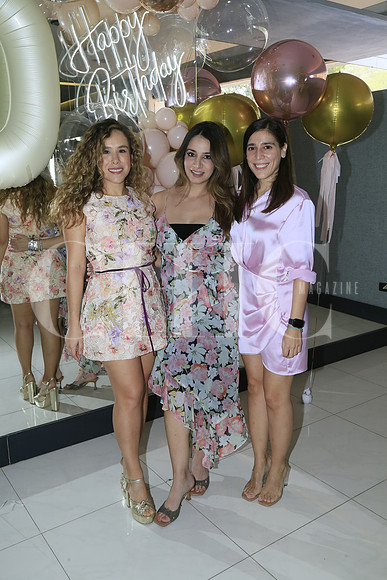 Ilse Santos, Karla Estrada y Melissa Pérez (2)