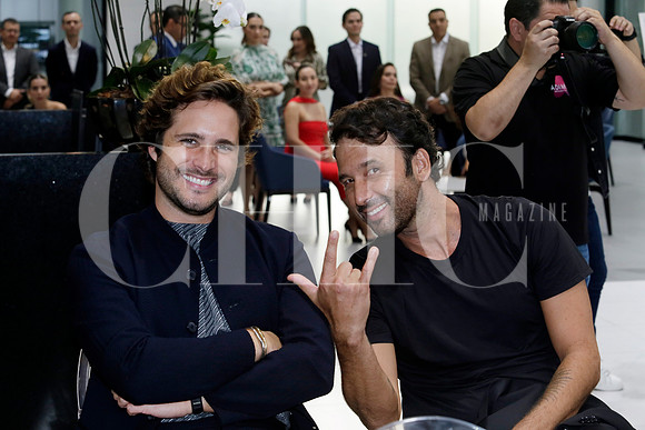 Diego Boneta y Cory Crespo (3)