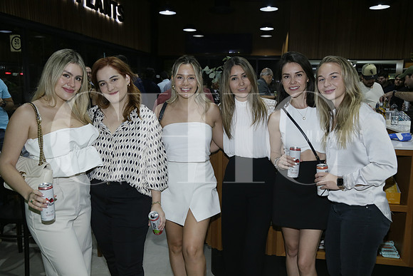 Cindy Chávez, Marcela Garza, Daniela Guerrero, Andrea Morales, Veónica Chavez y Anna María Hofmann (3)