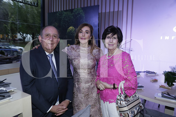 Bernardo Bichara, María Esther Assad de Bichara y Mela Assad