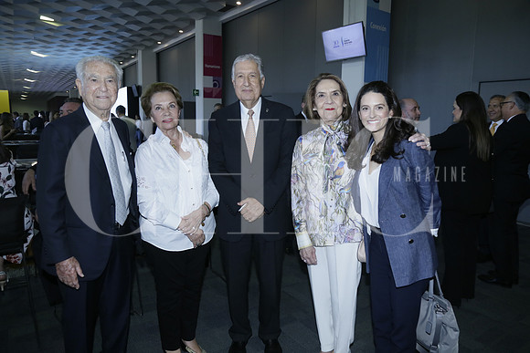 Daniel Cárdenas, Gracia Ceballos, David Noé Ramírez, Maca Margain de Ramírez y Alexandra Zapata
