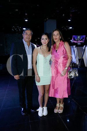 Mauricio Torres, Priscila Torres y Priscila Lozano de Torres (2)