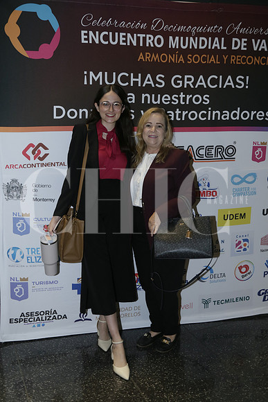 Aylin Dávila y Yolanda Leal (2)