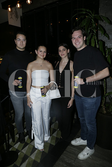 Juan Barrera, Fernanda Barrera, Natalia Chamón y Andres Ozuna (2)