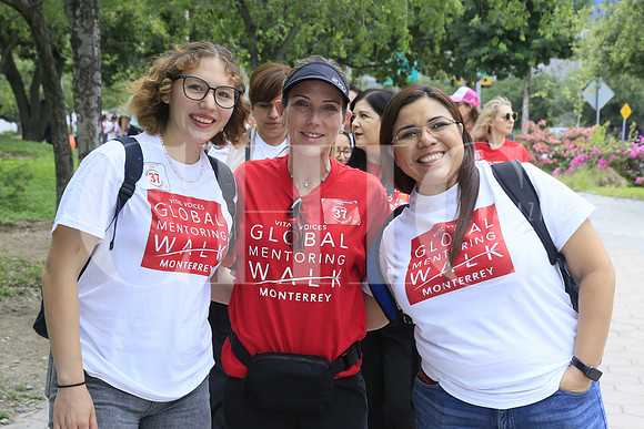 Ana Sofia Flores, Mónica Zambrano y Ana Patricia Mena