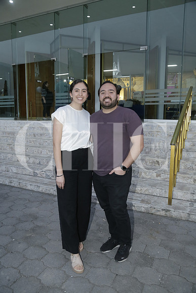 Mariana Casasus y César Chávez (2)