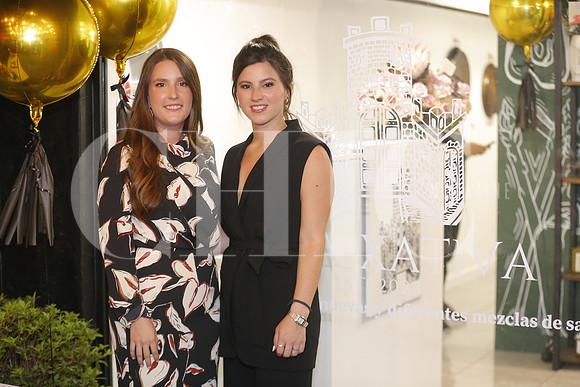 Daniela Gonzalez y Paola Perez 6