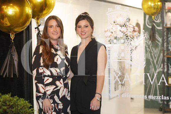Daniela Gonzalez y Paola Perez 7