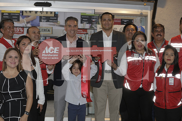 Inauguracion Ace Hardware 34