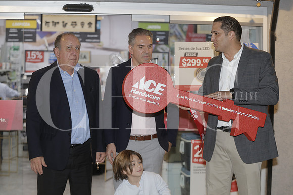 Inauguracion Ace Hardware 31