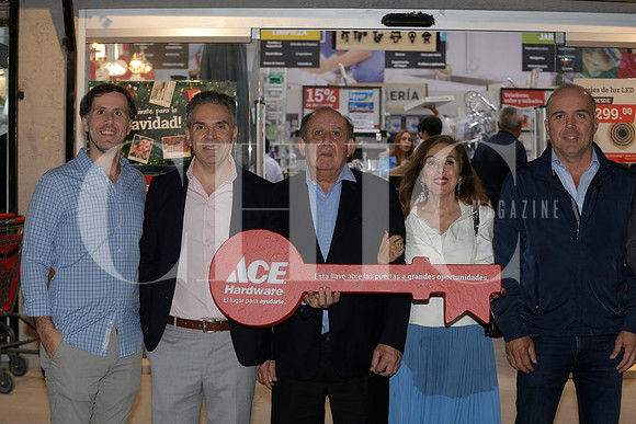 Inauguracion Ace Hardware 40