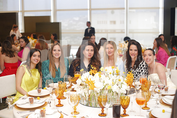 Daniela Fariña, Balbina Fuentes, Regina Dabdoub, Luisa Inzunza, Franciella Dabdoub y Ana Sofia Guerrero 4