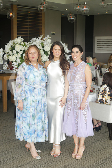 Daniela Sada, Lucía Isabel Cantú e Isabel Cantú 3