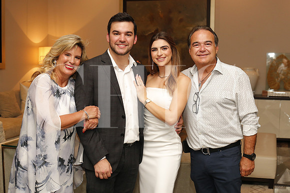 Maria Luisa Ramón, Mando Guerra, Nallely Colyer y Cesar Guerra 2