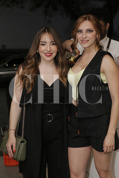 Alondra Ondarza y Karen Destefano 2