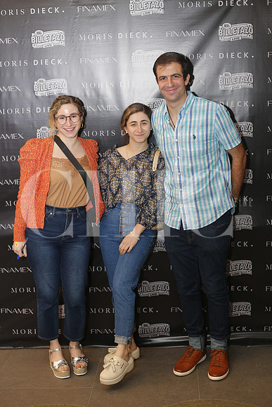 Montserrat Lozano, Estefanía Lozano y Sergio Dieck 2