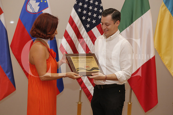 Fiona Johnson y Luis Donaldo Colosio 2