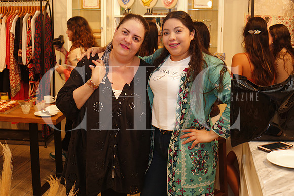 Carmina Mendez Torres y Valeria Mendez 1