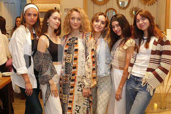 Maya Ostberg, Mayi Escobar, Montse Carrillo, Stefy Cavazos, Amanda Garza y Alana García 3