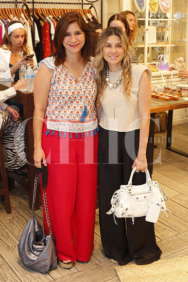 Natalia García y Marha Martínez 1