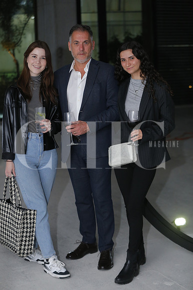 Eva Camila Gonzalez, Raul Gonzalez e Ivana Gonzalez 1