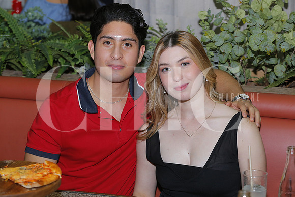 Santiago Ortiz y Mariana Treviño 1