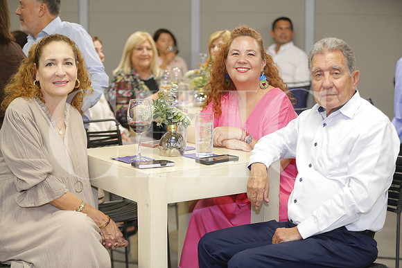 Gabriela Treviño, Alejandra Cantu y Jesús Cantú 1