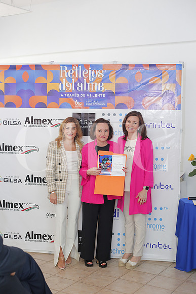 Cynthia Villarreal, Blanca Jimenez y Cordelia Elizondo
