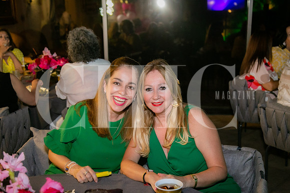 Sofia Martínez de Benitez y Marcela Ayala
