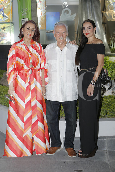 Amalia Lozano de Maiz, Javier Maiz y Amalia Maiz 4