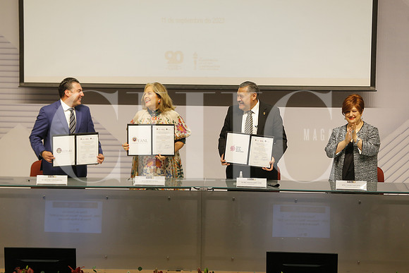 Abraham Hernandez, Liliana Melo, Santos Guzman y Ludivina Cantú 17