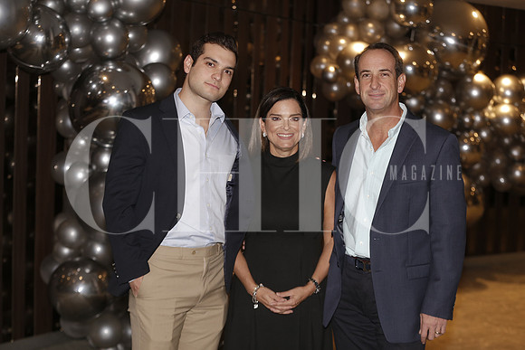 Adrián Meouchi Gamez, Zandra Gamez y Adrián Meouchi Cueva 2