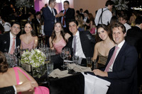 Carlos Gonzalez, Viviana Maldonado y Daniela Doddoli, Jorge Gutierrez, Isabella García y Guillermo Campuzano 3