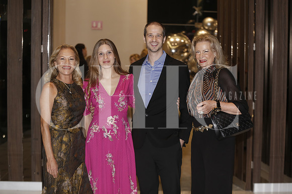 Vicky Benavides, Patricia Ortiz, Mateus Bolson y Maria Elena Bolson 2