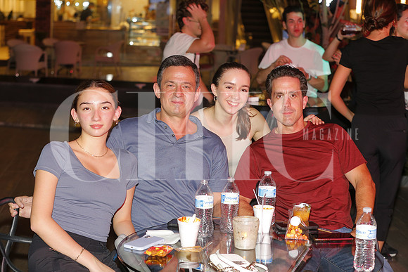 Daniela Fernandez, David Fernandez, Ana Valeria Gonzalez y Alejandro Gonzalez 2