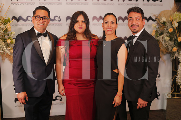 Alejandro Miyaki, Montserrat Granados, Reniere Piñero y Ranielly Piñero 1