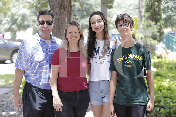 Julio Martínez, Lorena de la Garza, Jessica Martínez y Julio Martínez 1