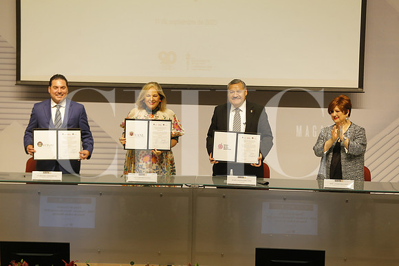 Abraham Hernandez, Liliana Melo, Santos Guzman y Ludivina Cantú 14