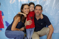 Estefany Santos,  Alejandro Santos y Fede Santos 8