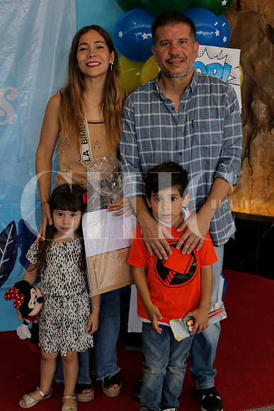 Karla Villarreal, Pedro Contreras, Maria José Contreras y Santiago Contreras 2