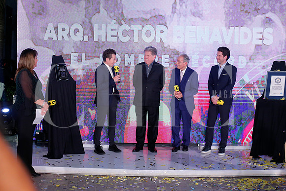 Entrega reconocimiento 55 años 3