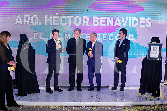 Entrega reconocimiento 55 años 6