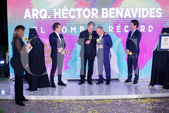 Entrega reconocimiento 55 años 7