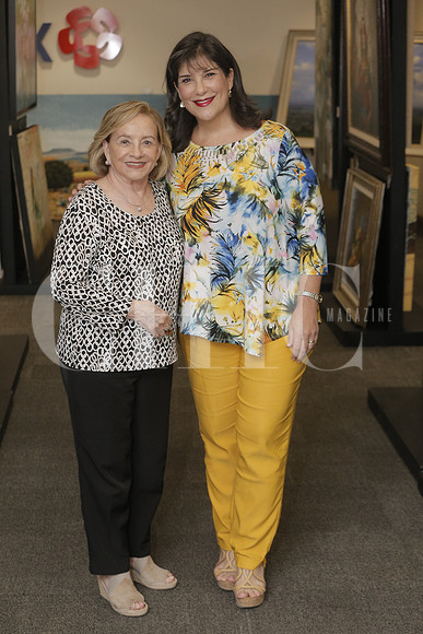 Maria Villarreal y Gloria Jezzini 1