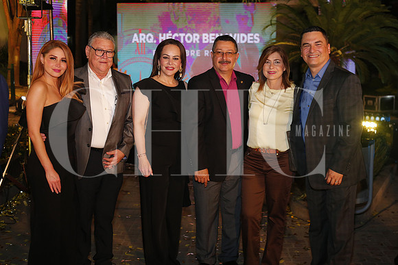 Sandra Sandoval, Julian Gonzalez, Carmen Lilia Cantú, Raúl Villarreal, Magda Gonzalez y Josúe Becerra 5