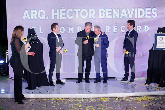 Entrega reconocimiento 55 años 8