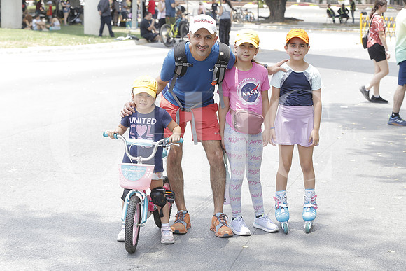 Olivia Gutierrez, Mariel Gutierrez, Sara Gutierrez y Efrain Gutierrez 3